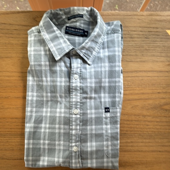 Men’s Short Sleeve Collard Button down shirt - Picture 2 of 5